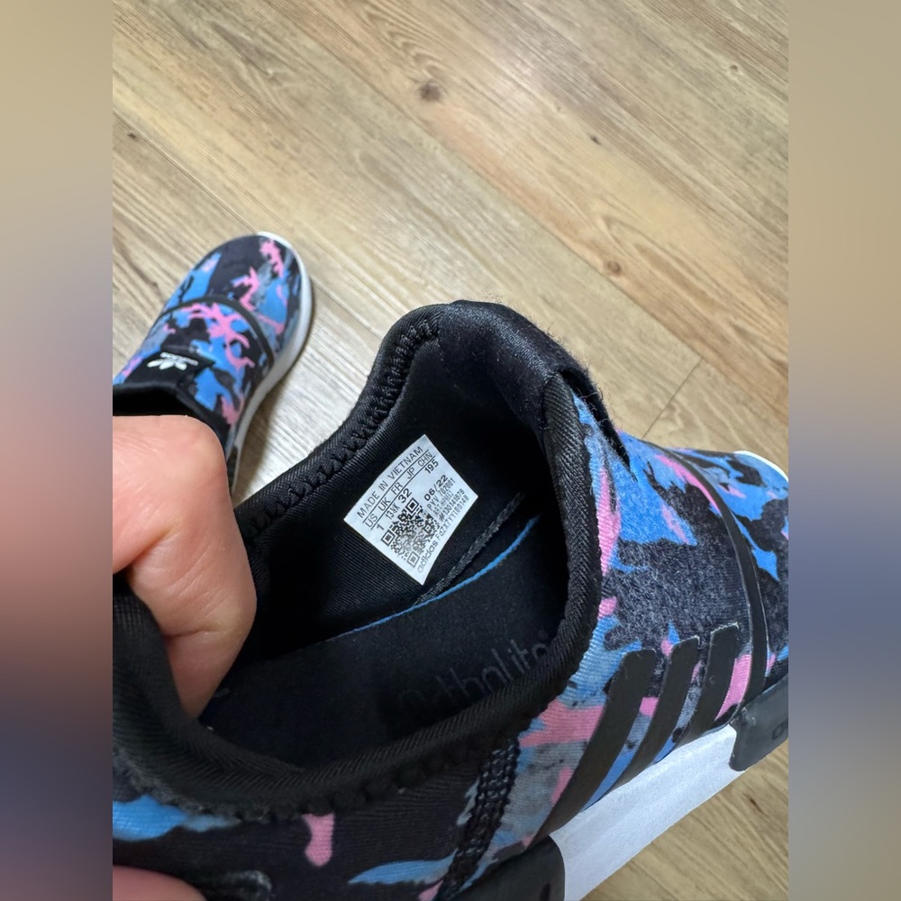ADIDAS - KIDS NMD 360 - SIZE 1Y - Picture 2 of 8